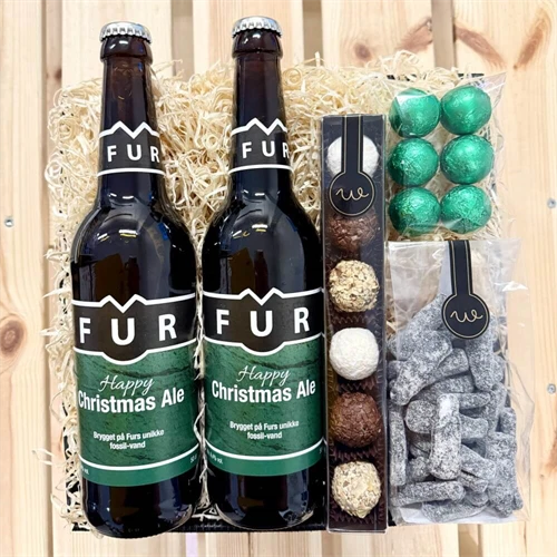 Presentkorg med 2 Fur-öl Classic, Pilsner och lakrits 
